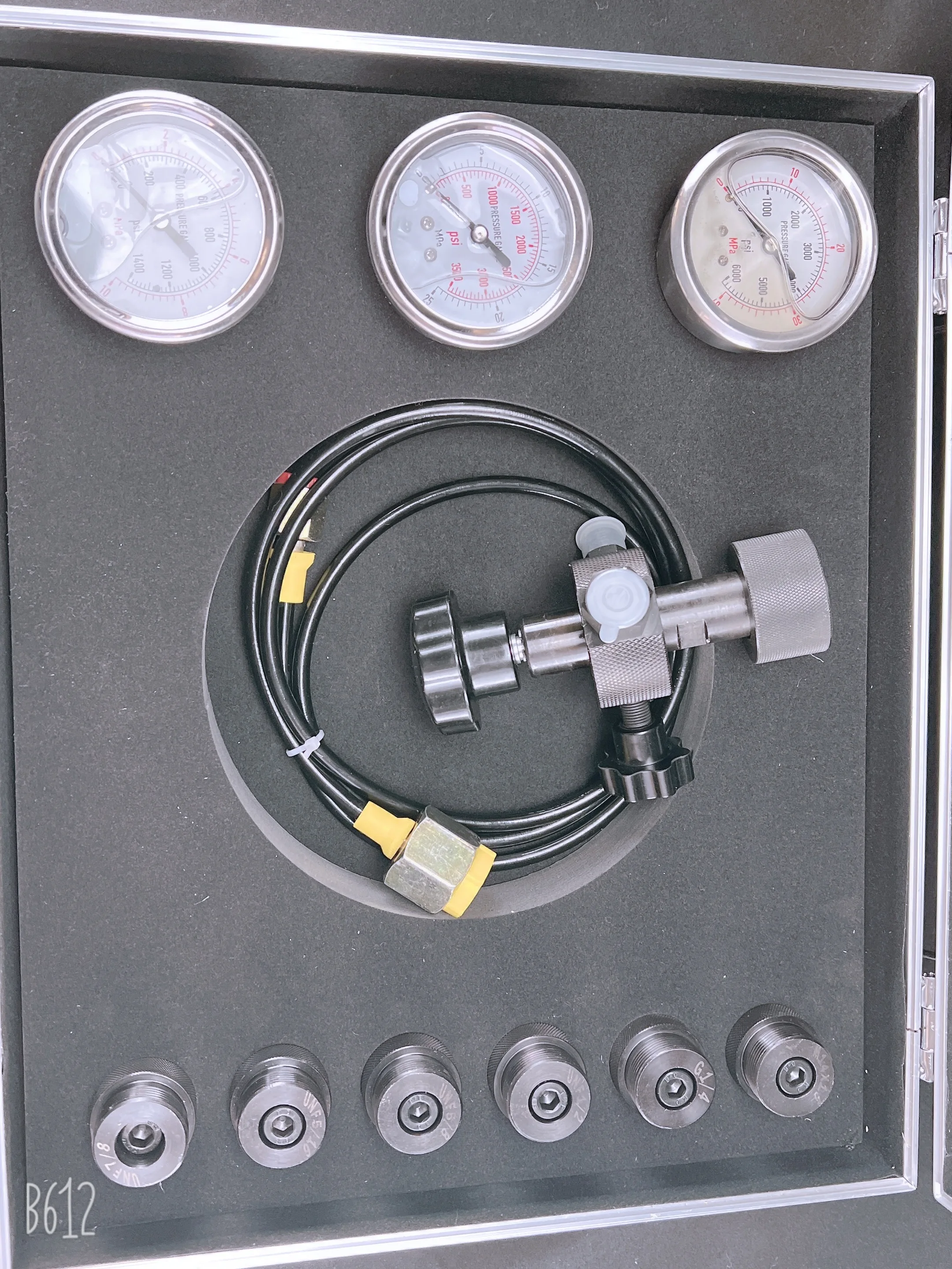 Accumulator Charging kit for Hydraulic Accumulator