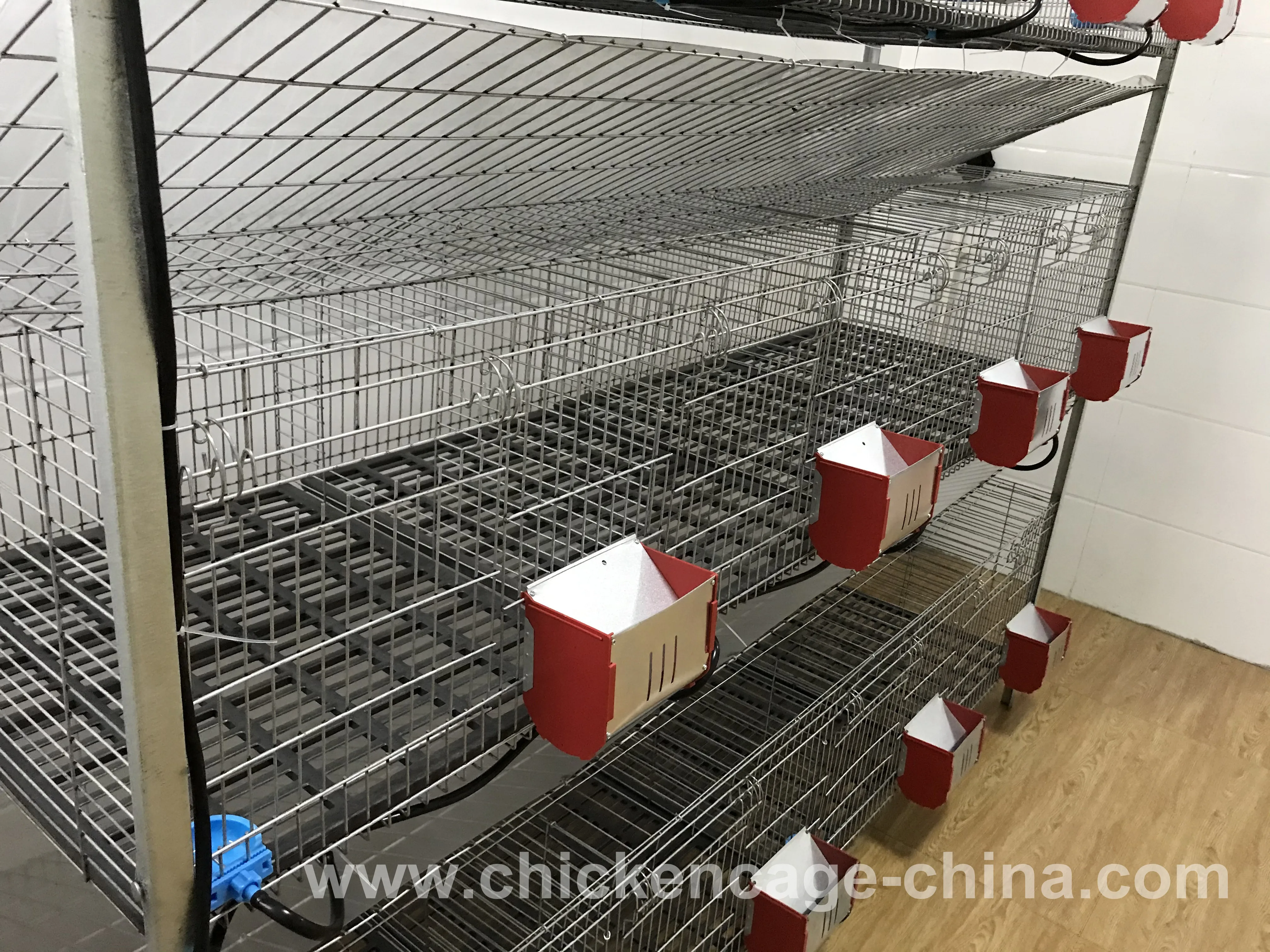 New Design 3 Tier Story Metal Rabbit Huch for Sale in Kenya