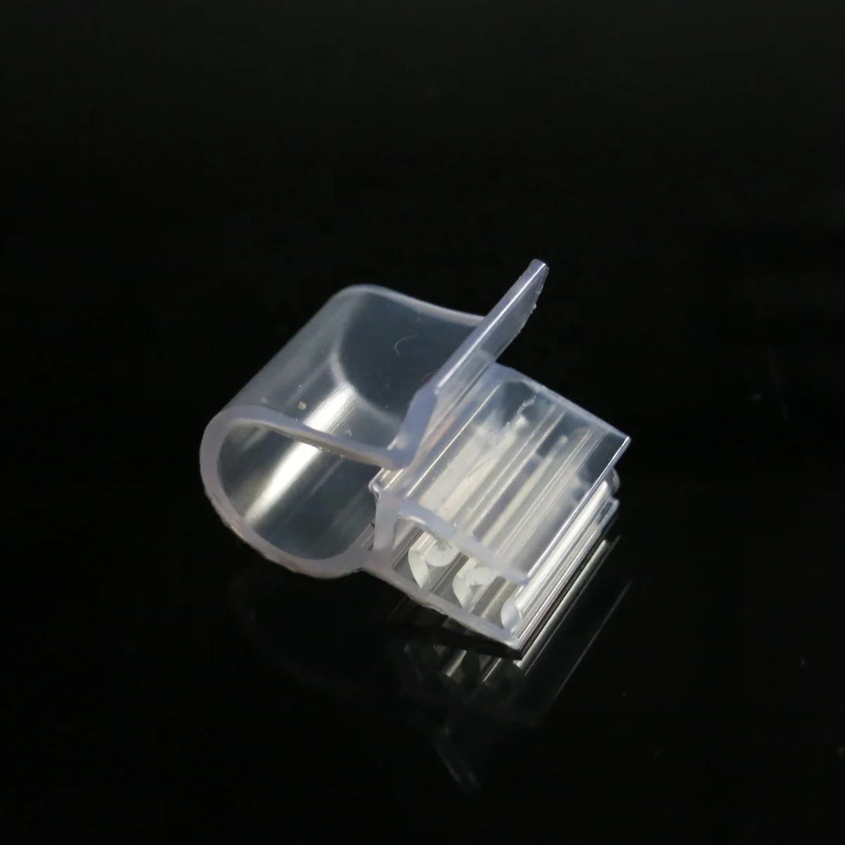 supermarket display pvc hanging label holder on shelf