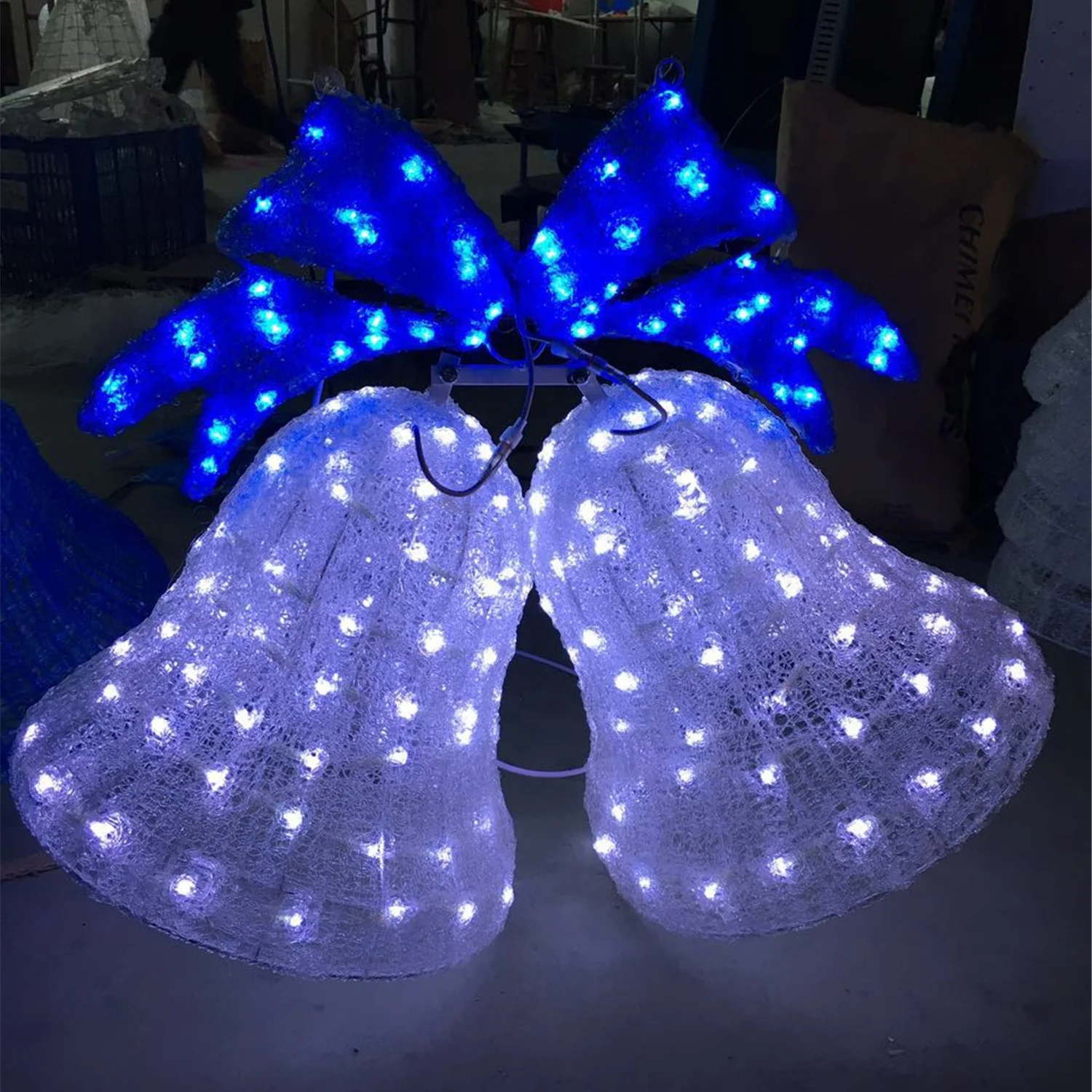 Новые товары, Рождественское украшение для сада, очень яркий светильник с колокольчиком