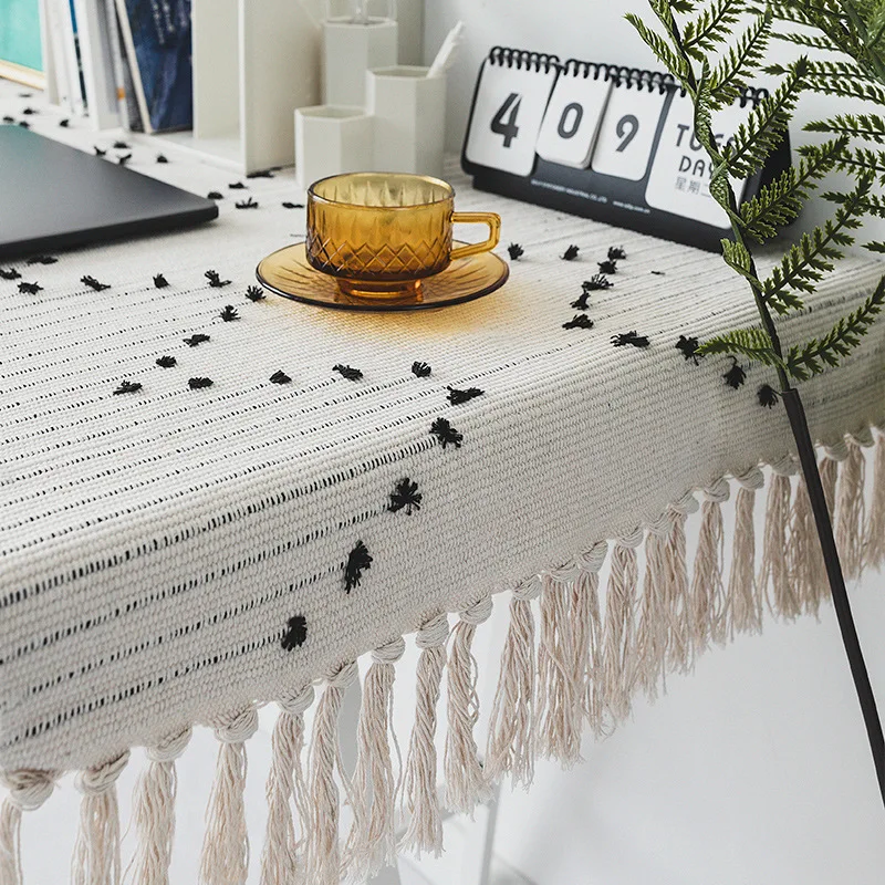 Style Luxury Handwaven Carpet Cotton Woven Handmade Tufted Shaggy Flooring Carpets For Living room