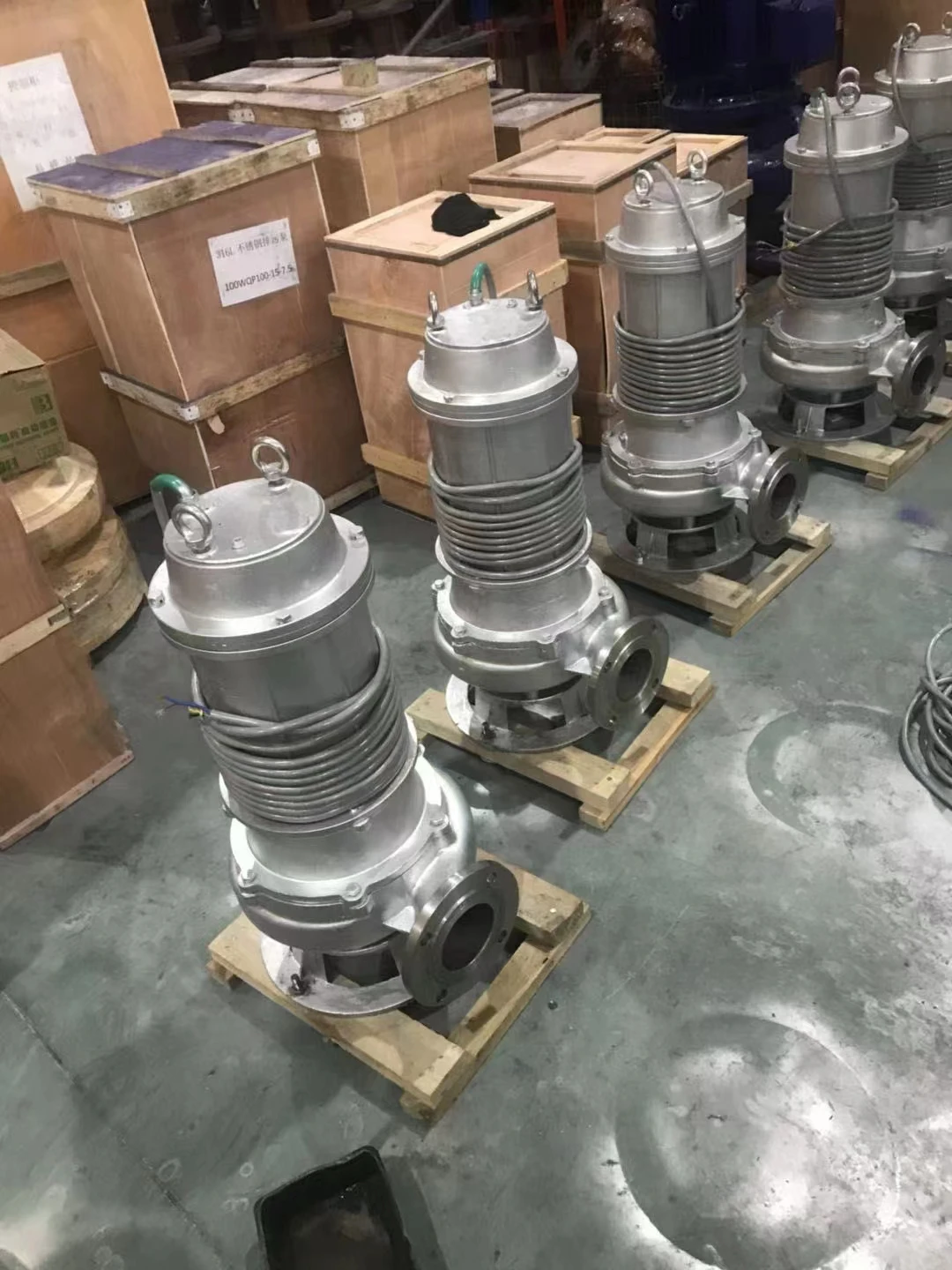 WQ Centrifugal Submersible Sewage Water Pump for Waste Dredge Drainage with Auto Coupling