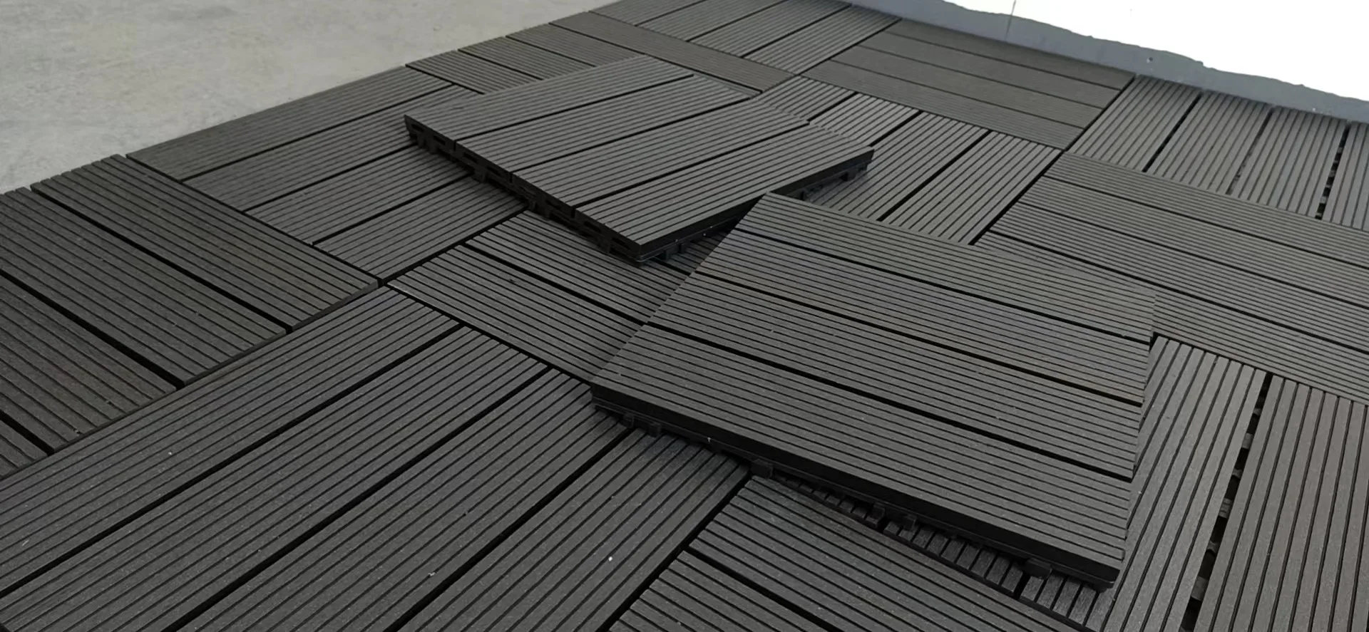 Modern Graphic Design WPC Composite Decking Boards Grey Wood Floor Outdoor Water Resistant outdoor decking