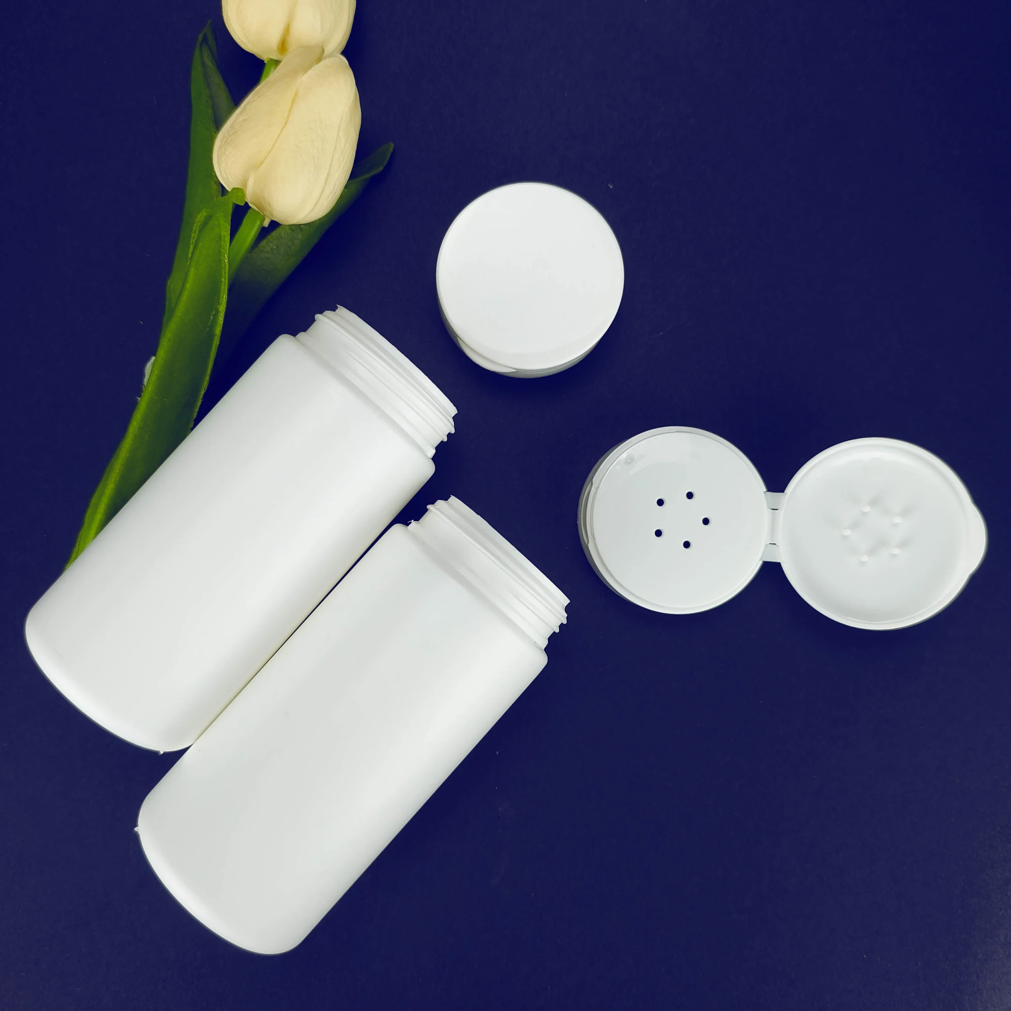 Customization Flip up large capacity 200ml PP plastic baby talcum with lid body powder bottle