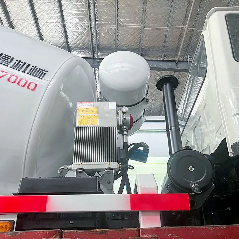 Mini 5-Cube Concrete Mixer Truck Wet and Dry Materials Cement Mixer for Construction Sites Commercial Transport Vehicle