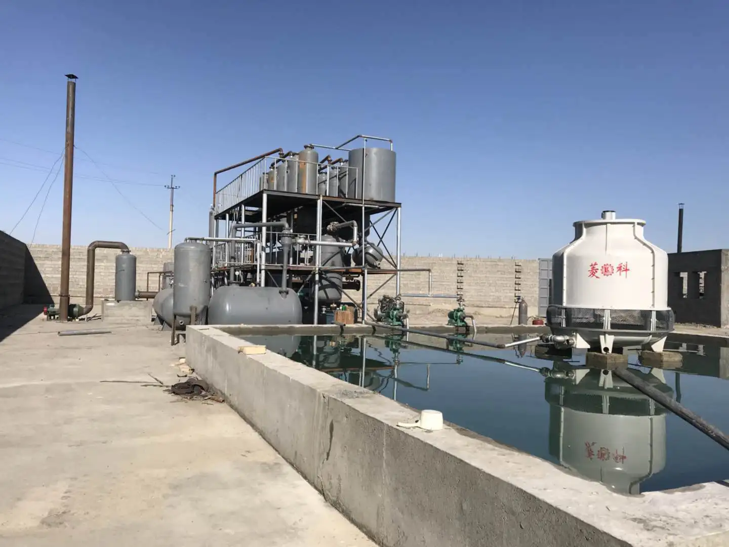 crude petroleum oil used engine oil  Distillation Column  plant