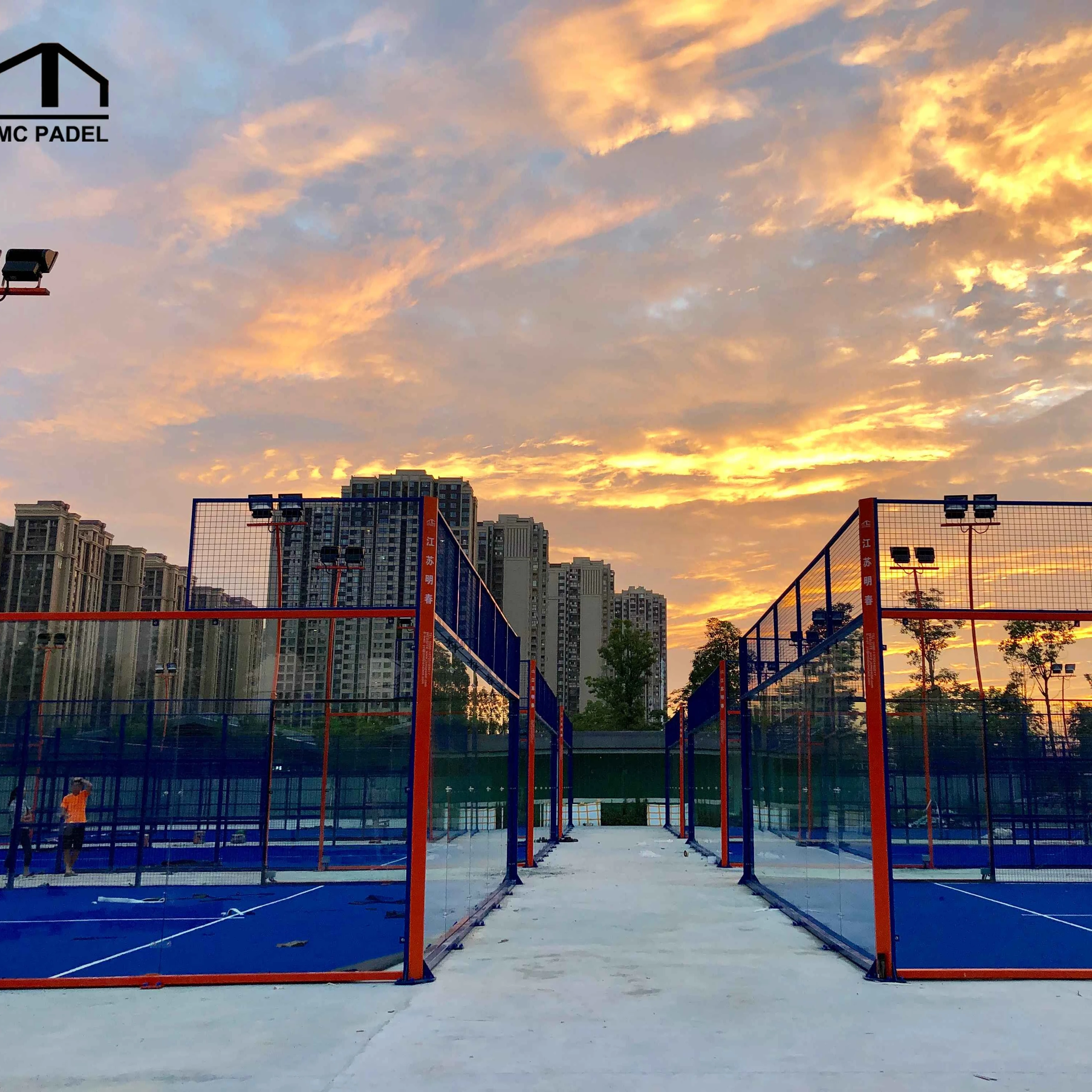 China Gold Supplier 2024 Safety Sports Used Panoramic Padel Court Tennis padle