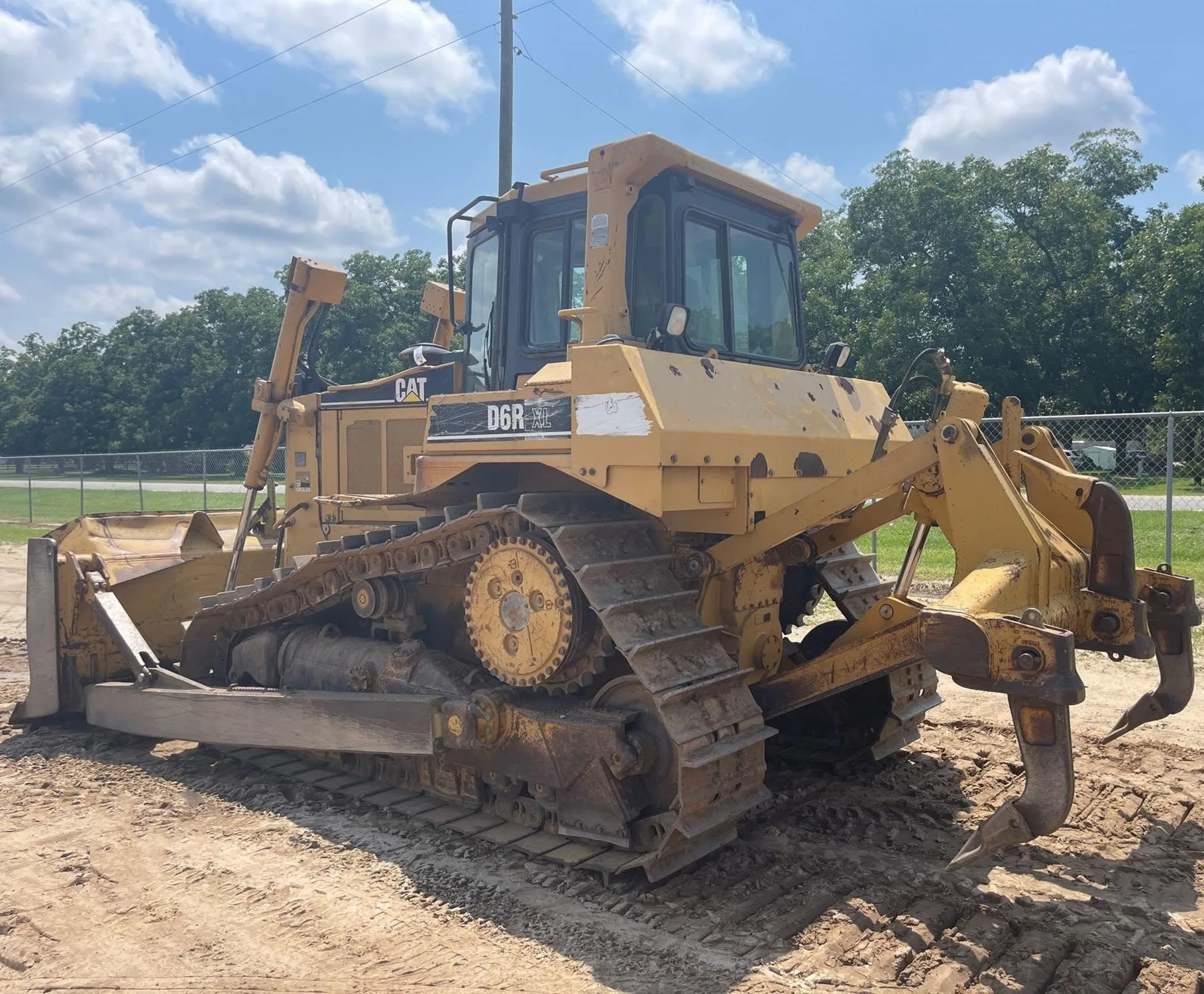 Б/у гусеничный бульдозер CAT D6R XL б/у D7 D6 D8 на продажу