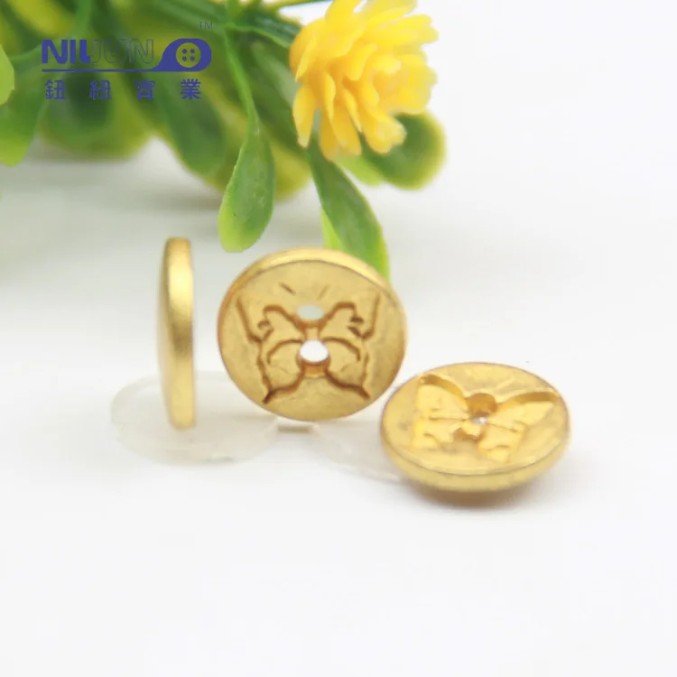 Wholesale High End Gold Color Sew On Button 9Mm Butterfly Pattern Two Hole Metal Button For Clothing