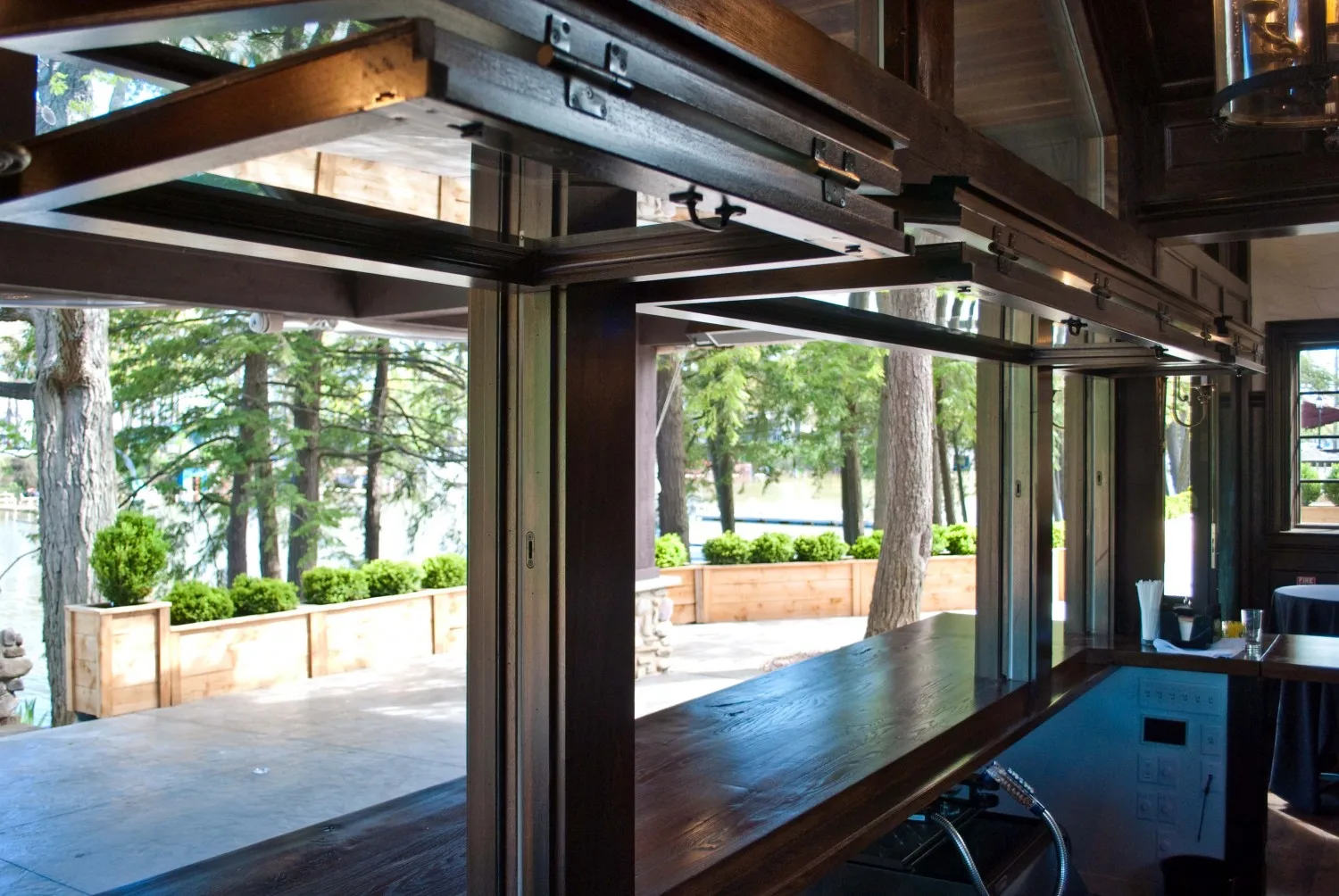 Aluminum alloy vertical folding window super landscape commercial windows suitable for shops and kitchens