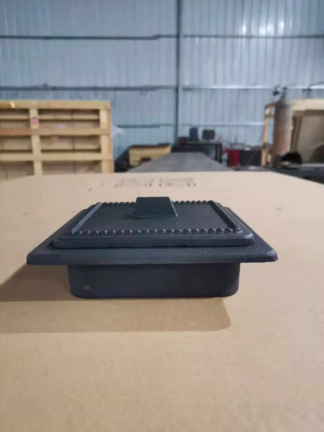 
High temperature resistant/Moderate price ash box fireplace door 