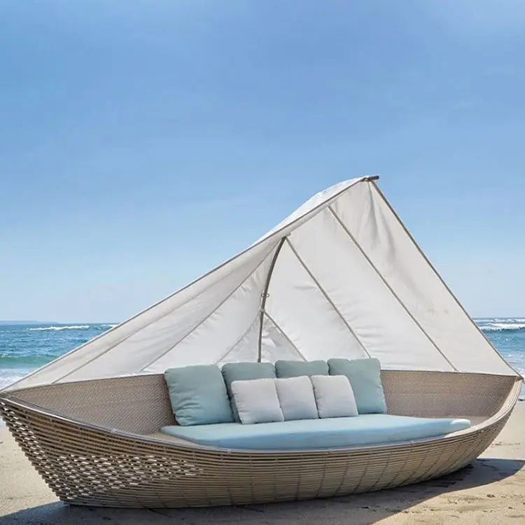 Outdoor  Beach Pool Furniture Day Beds Rattan With Canopy Boat Shape Sun Beds Beach Lounger