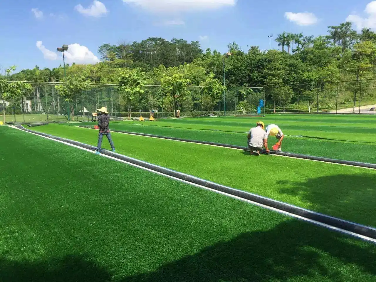 Colored Indoor Soccer Sports Artificial Football Grass Factory Price Roll White Field Green + Bright Green or Color Matching