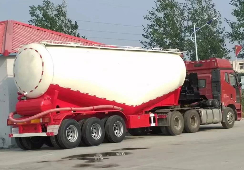 Customized Used  tri-axles Powder Tank car Made in China 42cbm Sinotruk  50t Bulk Cement semi trailer