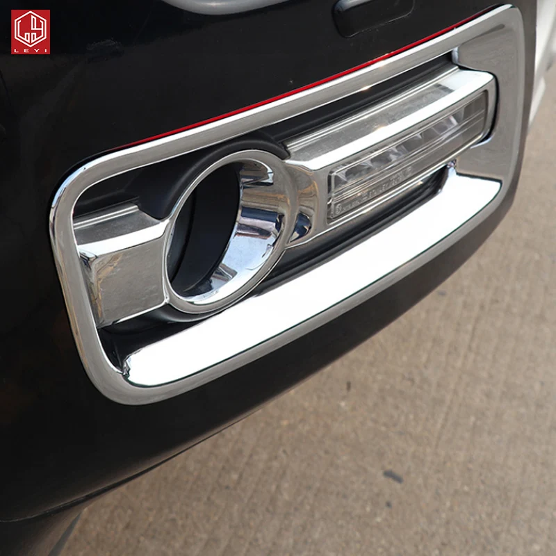 
ABS Chrome Car Head Foglight Lamp Frame Sticker Styling Accessories Front Fog Lamp Frame Cover For Mitsubishi Pajero V97V93V87 