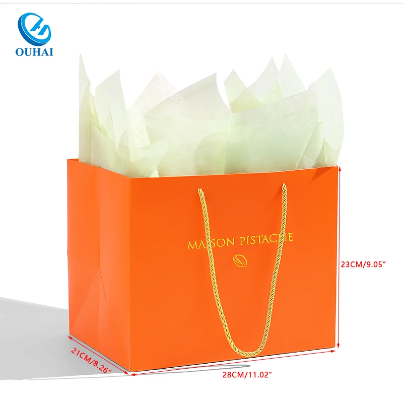 Eco Friendly and Fsc Certified Big Size Square Paper Bag Personalization Custom Two Types Triangle Gift Bag for Retail Store