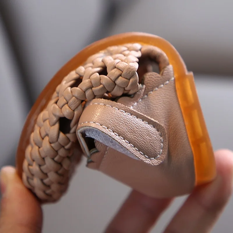 2022 Sandals Shoe Beach New Summer Girls Kids Wrap Heel Children Rubber Plastic Flat Feature