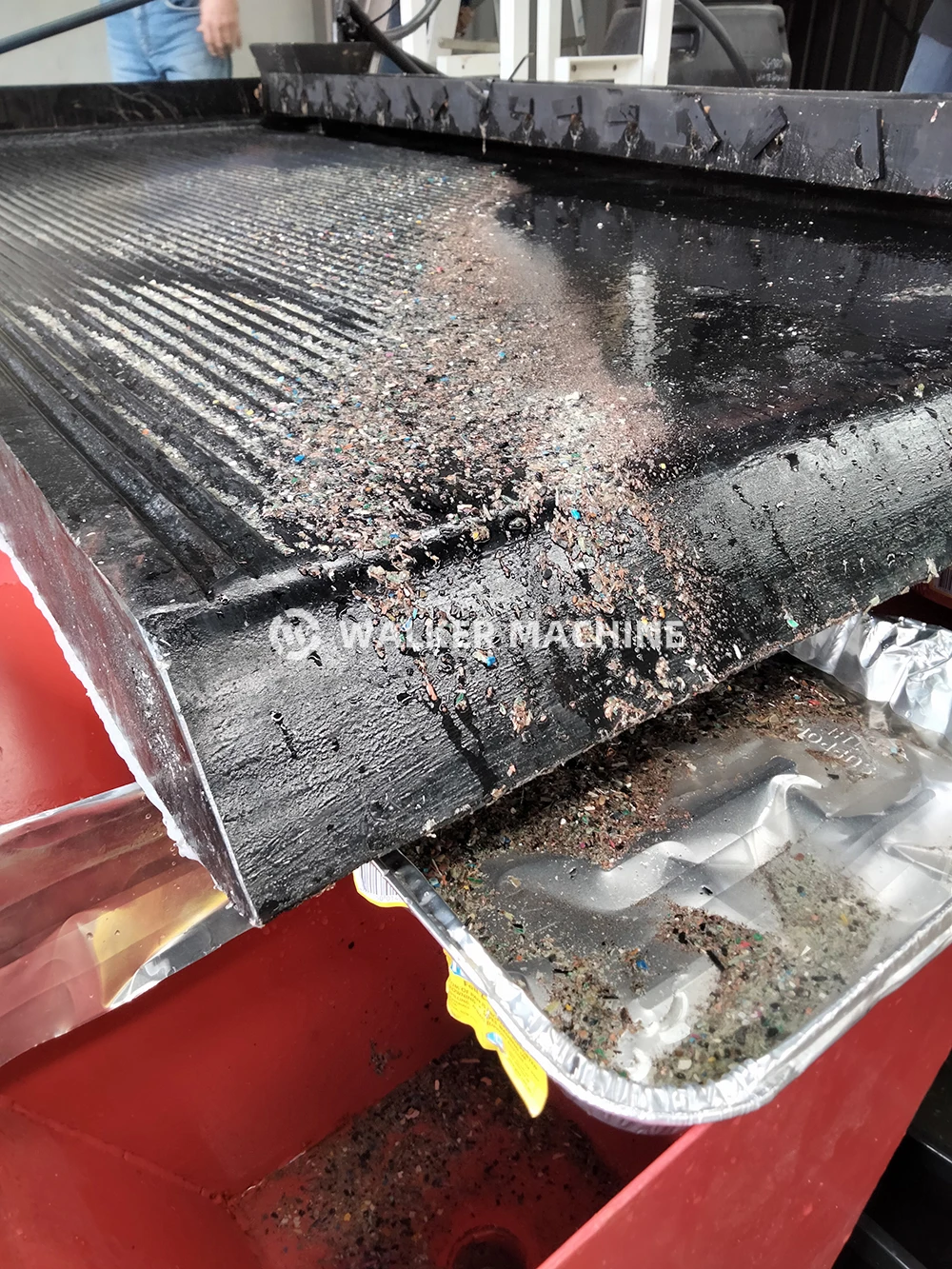 Shaking Table for Heavy Minerals Separator for processing Tin Tungsten Beach Sand