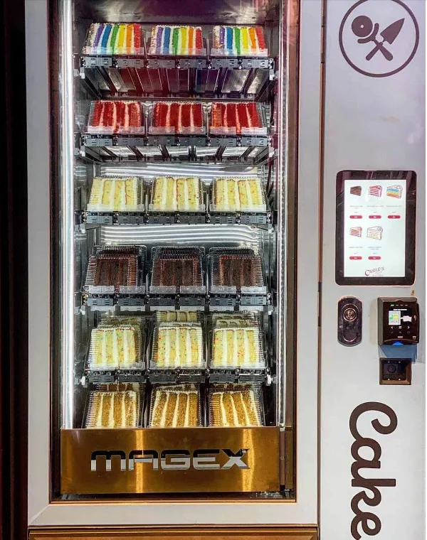 JW vending machine for cake  bread  with cooling system/elevator