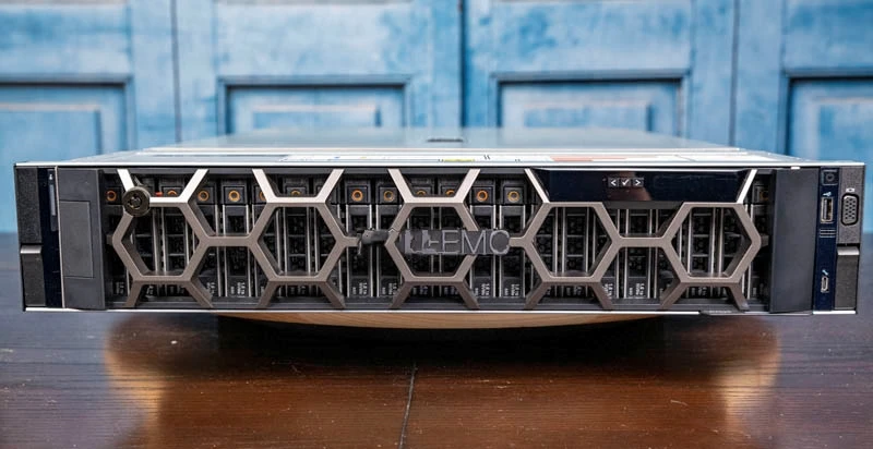 R7525 2 5 SAS/SATA с XGMI * AMD 7643 PowerEdge 2U сервер 12X 3 CPU
