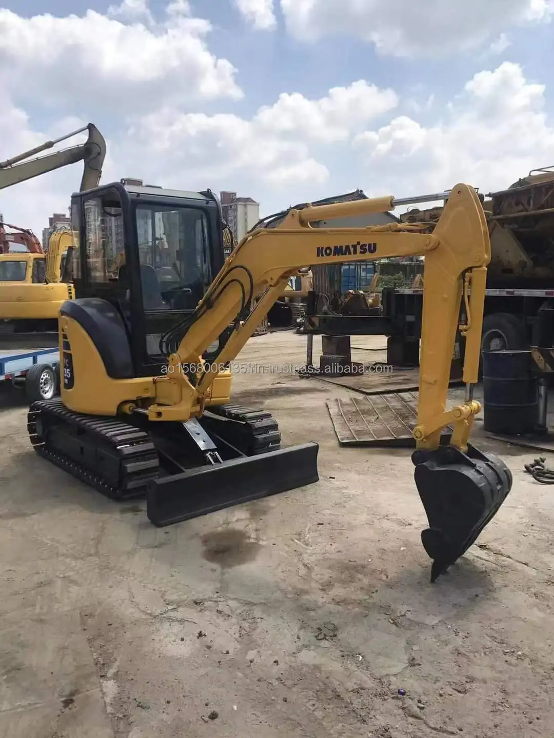 Used Japan Komatsu PC35 Komatsu PC 35 3.5ton earth-moving equipment excavator with high quality