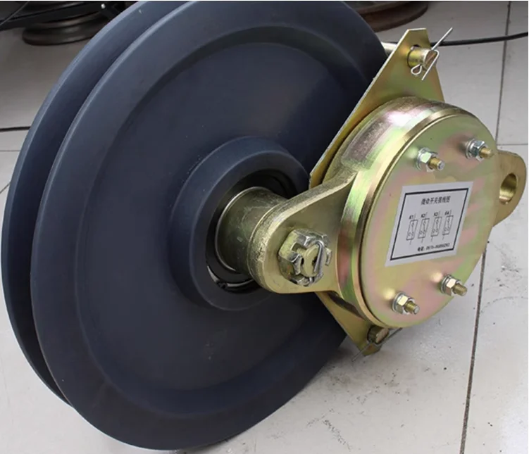 Tower crane weight limiter