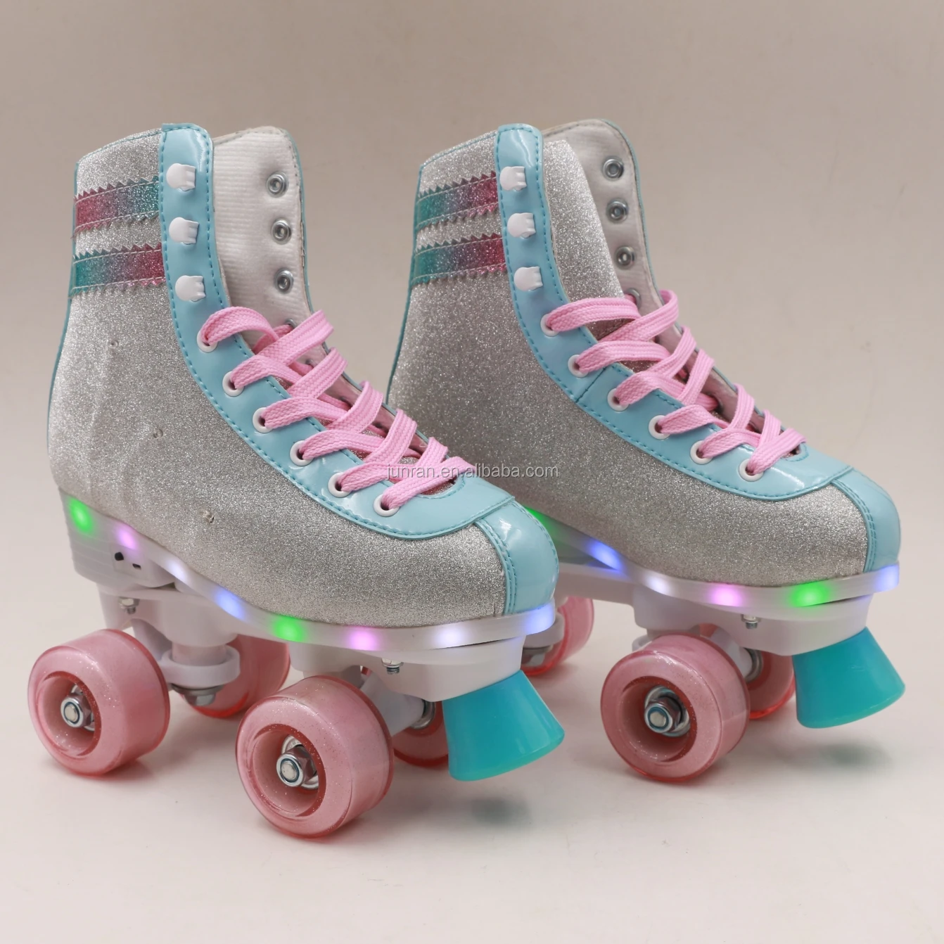 High quality Quad Roller Skate PP Wheels  Flashing Roller Suit For South America