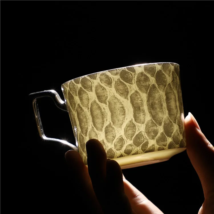 Low MOQ pink color gold rimmed cappuccino coffee cups / wedding cup saucer set