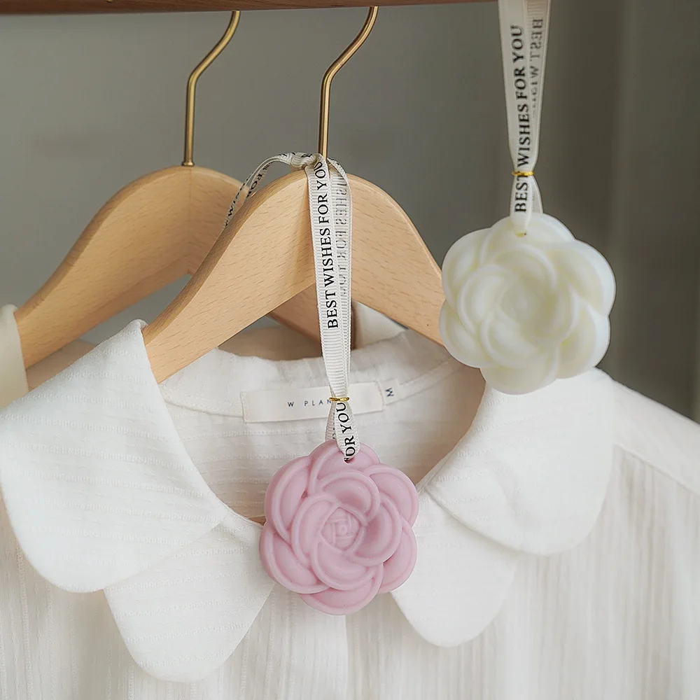 FLORESCENCE Wholesale Luxury Creativity Home Decoration Spiritual Relaxing Gift Handmade Camellia Wardrobe Aromatic Wax Tablets