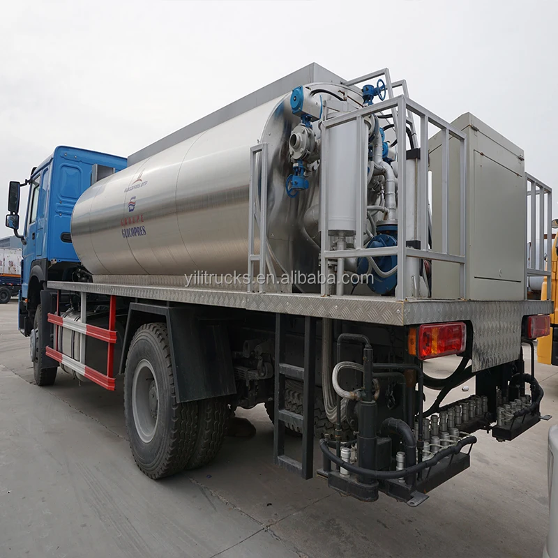 Asphalt Truck (8).jpg