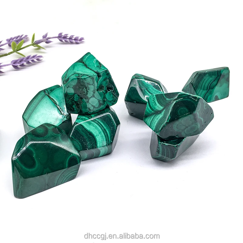Natural Semi Precious Stone Green Malachite Tumbled Crystal Macadam Gravel Freeform for Decoration