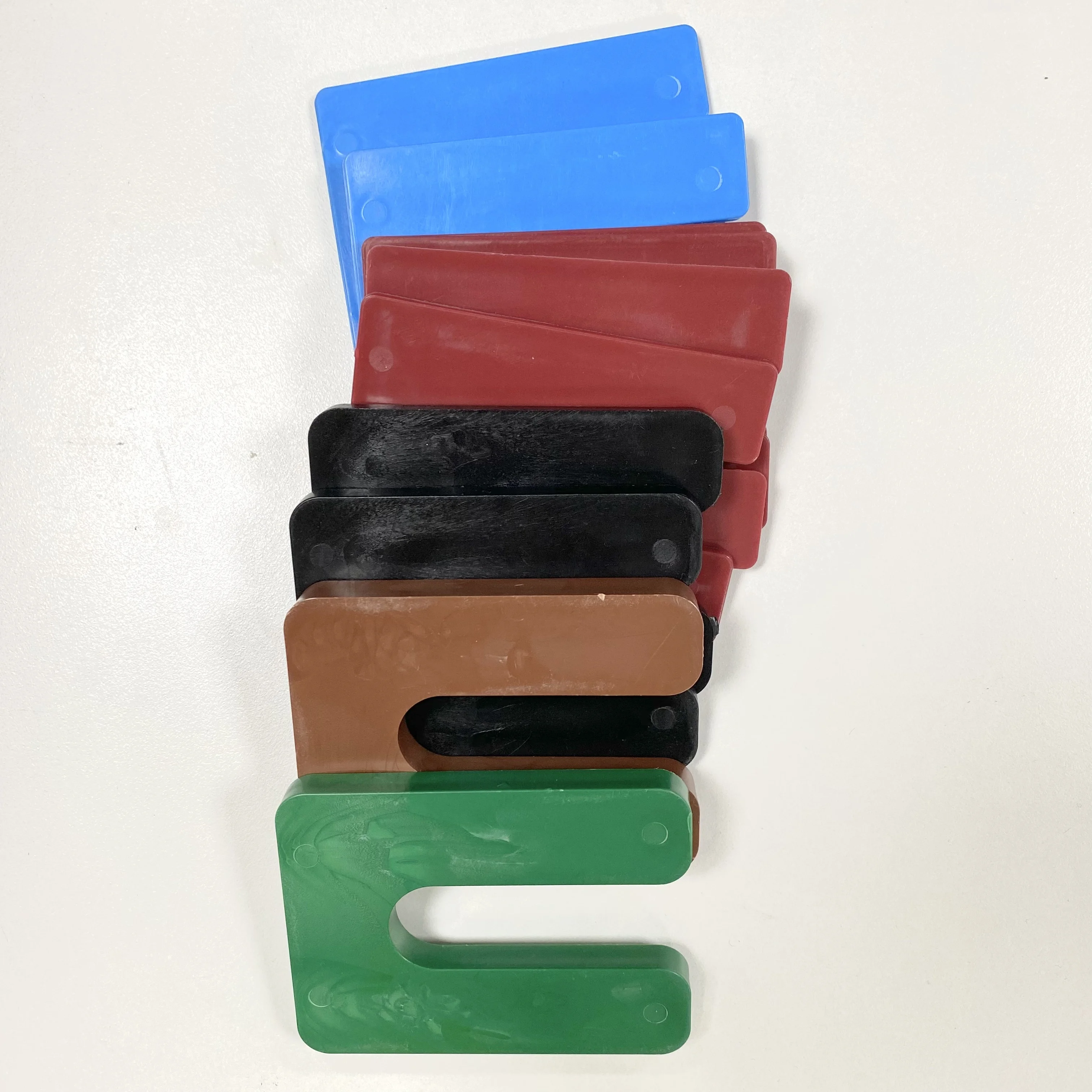 100 Pcs Horseshoe Shim  1/4 Inch U Shape Plastic Shims Structural Shims for Window