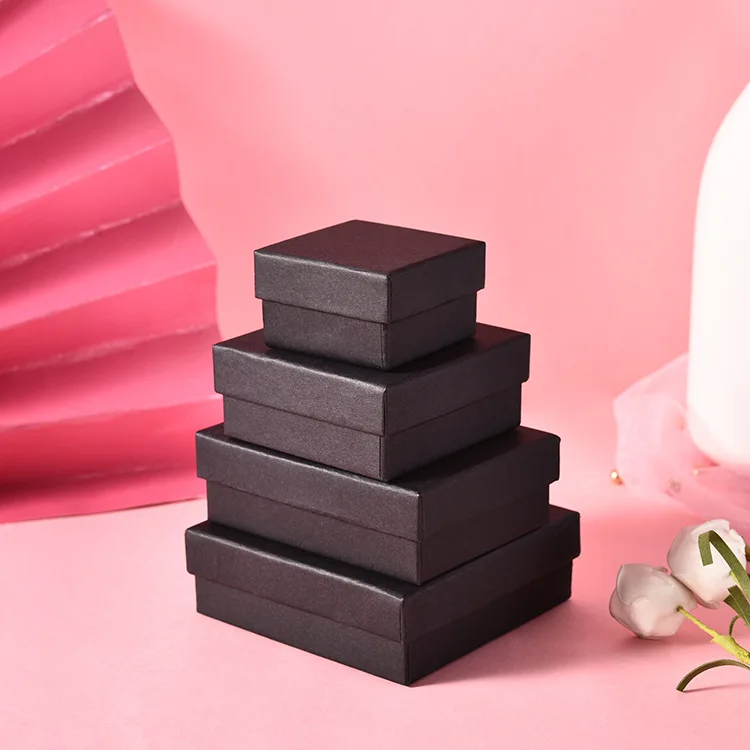 Eco friendly custom logo Gift bags Matte Laminated boutique private label elegant pink paper bag With Gold Ribbon