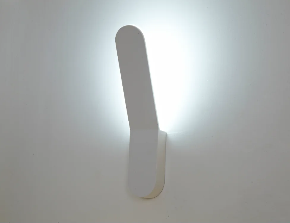 Indoor modern simple design black or white electrical wall light fitting 5w*LED up down light wall scone decorative