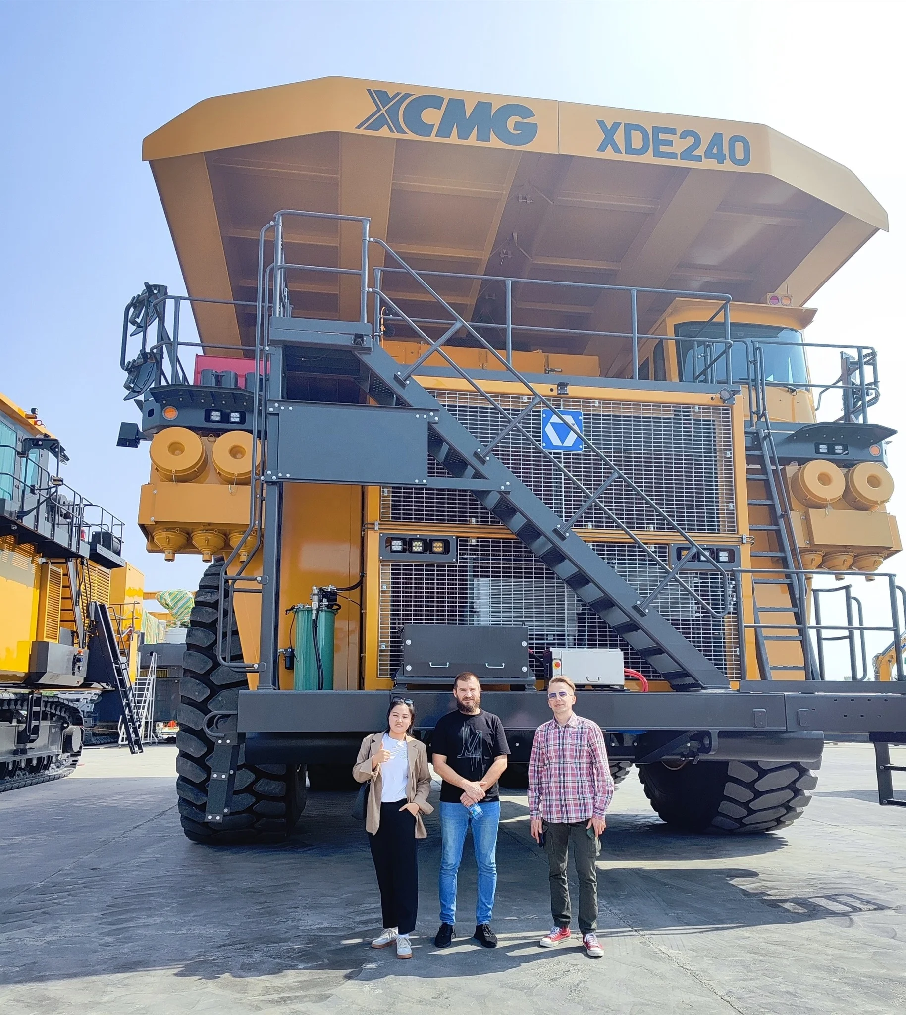23 тонны Электрический привод жесткий самосвал XDE240 карьерный для продажи