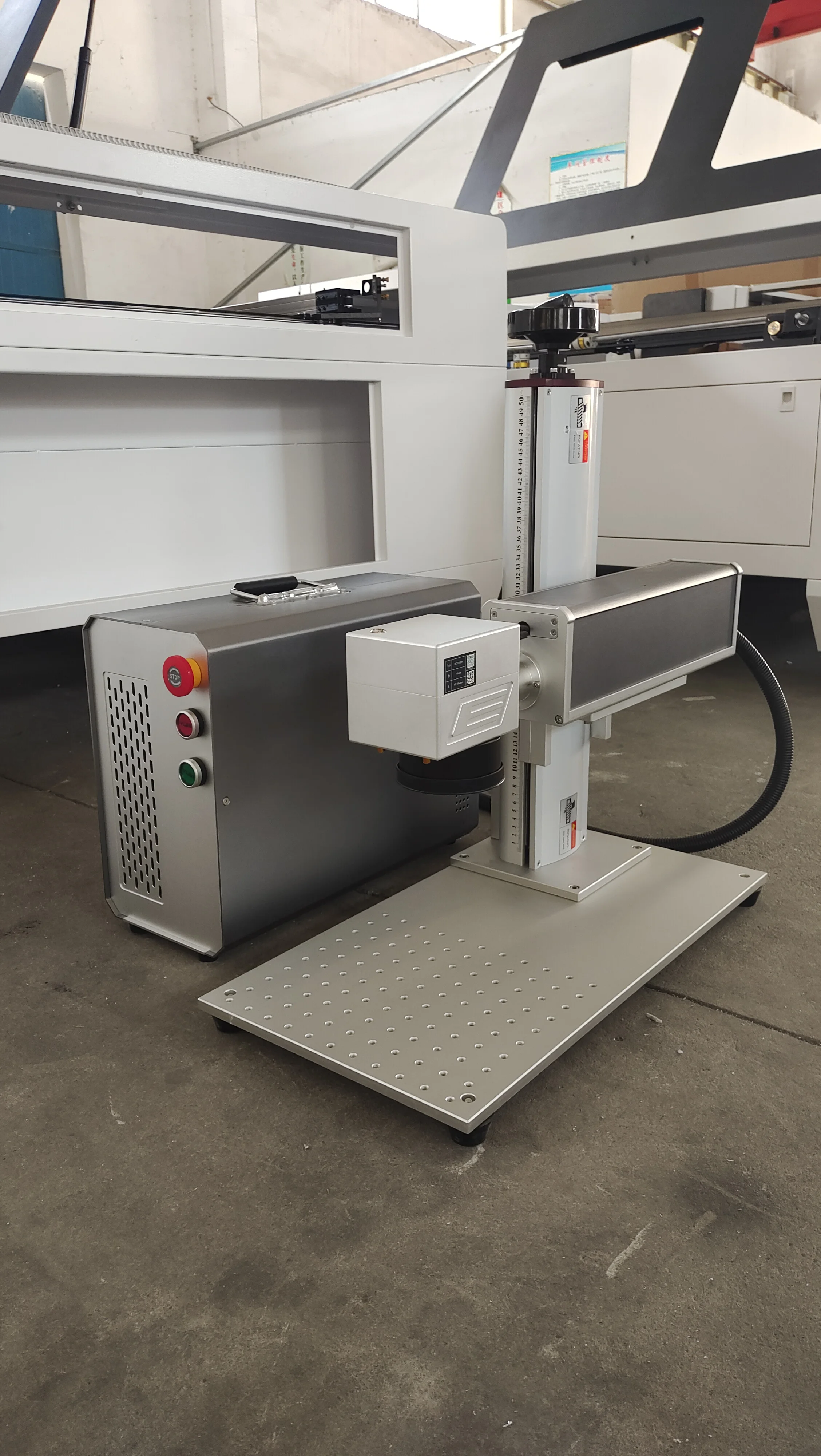 Entry Level 20w Fiber Laser Marking Machine 300*300mm Size Lens SG7110 Scan Head EZCAD Control Double Red Dots 80MM Rotatory