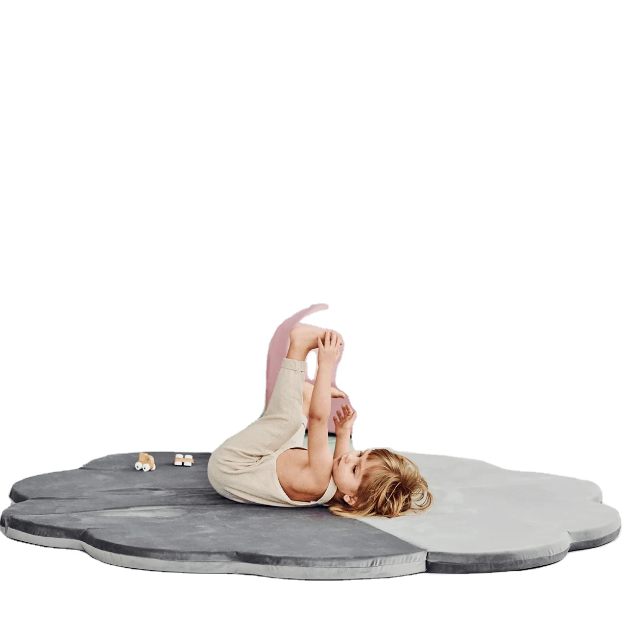 Professional factories in China sell at cheap prices Children play mat solid color can be customized irregular graphic mat