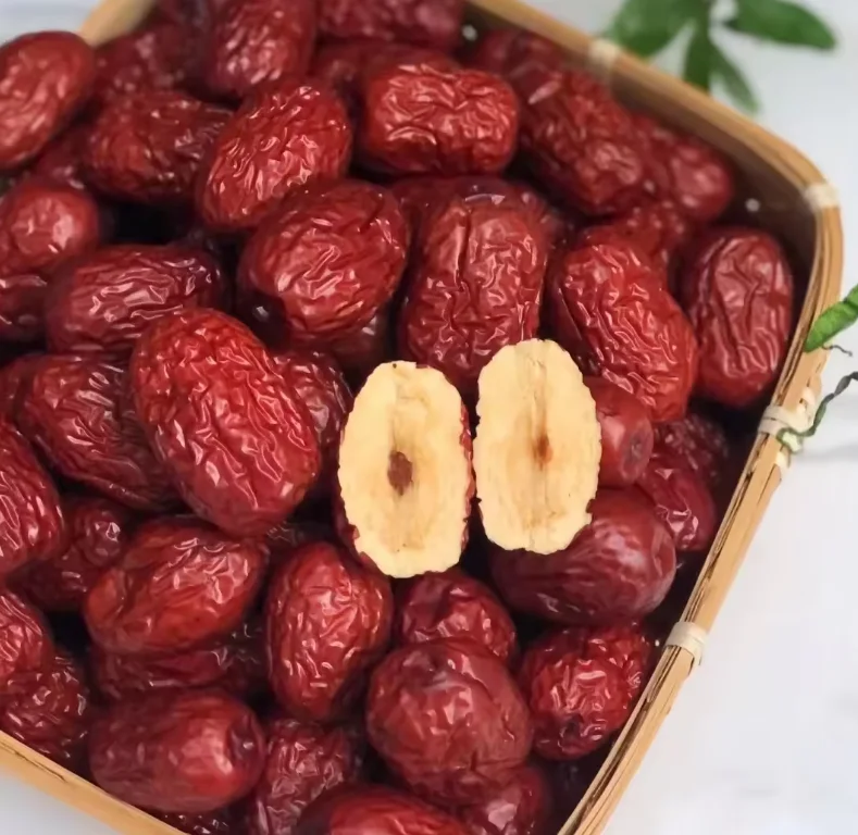 Supply Sweet Red Dates Jujube Dried Chinese Fruit Dried Red Dates for Sale