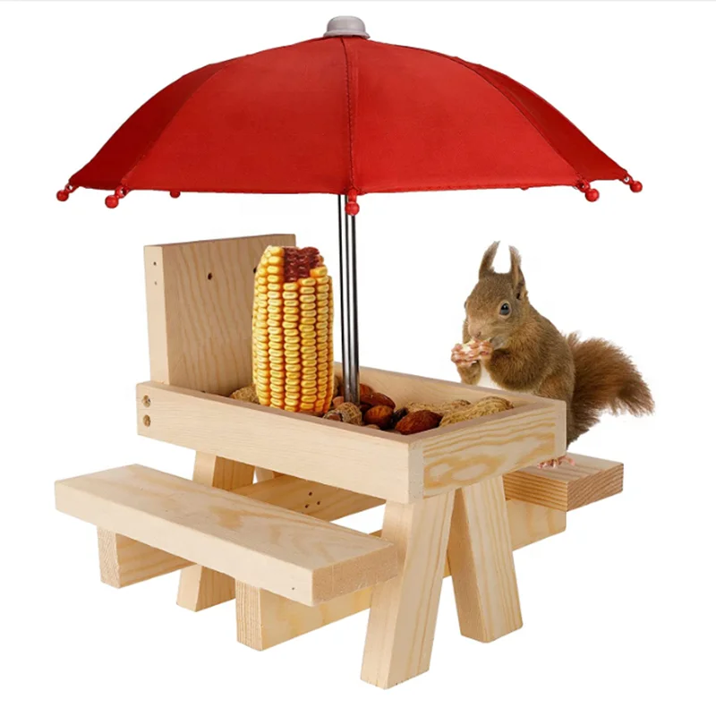 Wooden Pet Feeding Outdoor Garden Pendant Squirrel Table Wood Squirrel Feeder