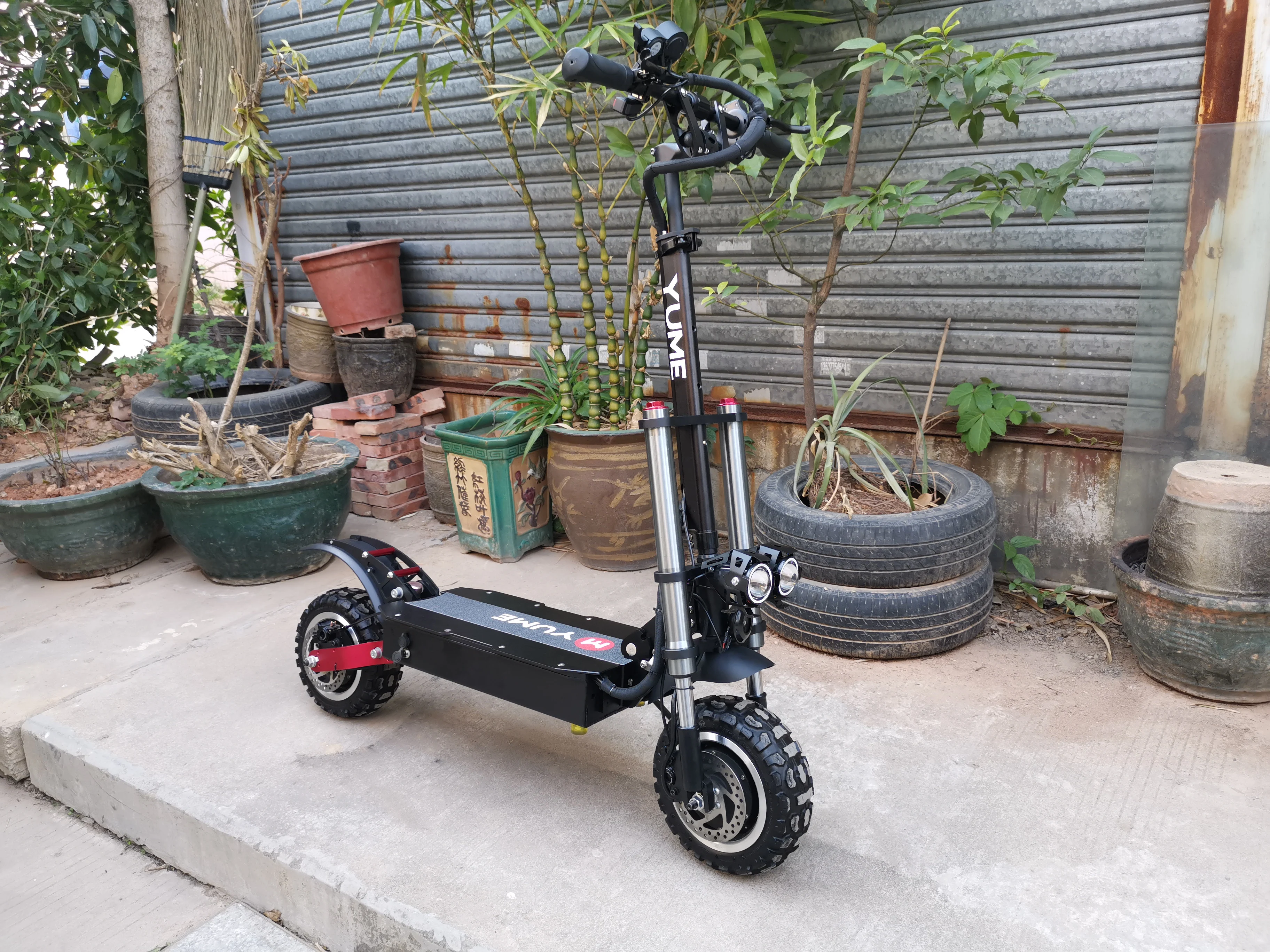 Yume  5600W Powerful 11inch  dual motor Two Wheel  Adult Electric scooter Lithium Battery