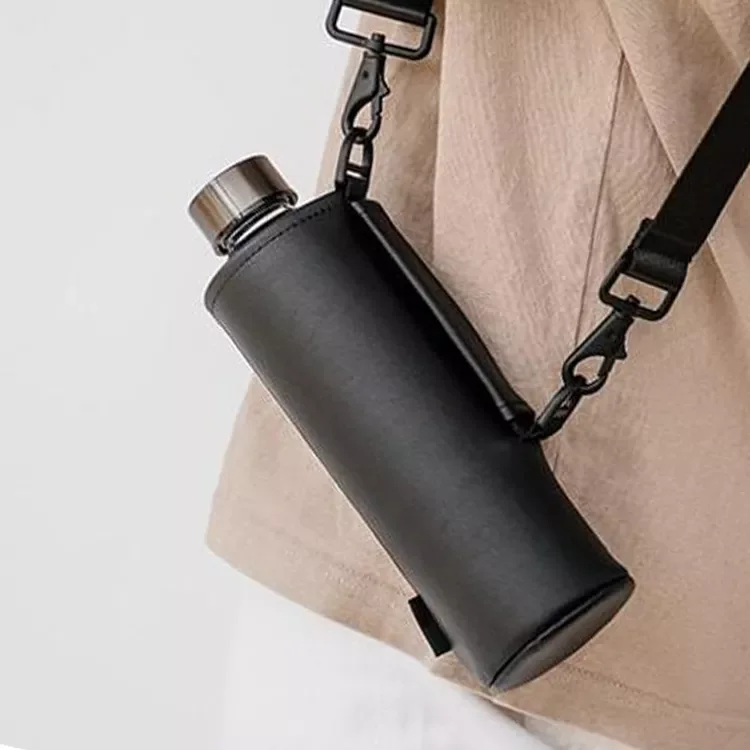 BPA Free Leak Proof Borosilicate Large Glass Water Bottle with Faux Leather Sleeve And Logo