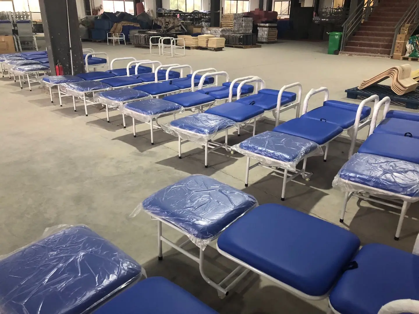 Дешевая цена, больничный медицинский сопровождающий использованный стул, больничный медицинский складной стул для сна