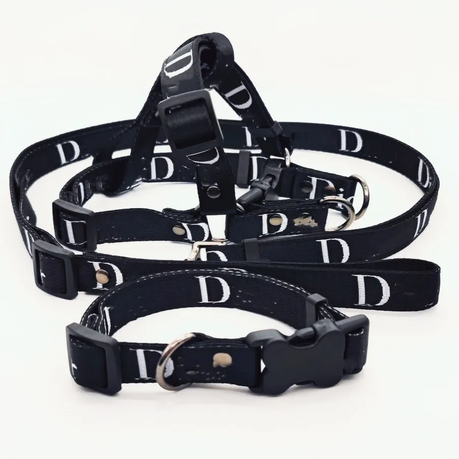 Luxury brand pet supplies wholesale Correct LOGO design dog harness set