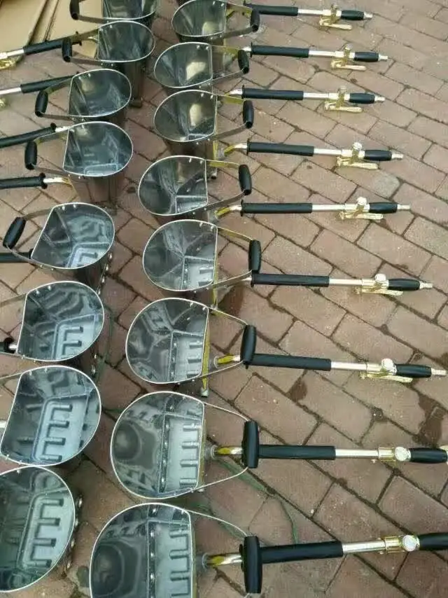 Small building construction hand tool stucco wall mortar spraying gun concrete cement plastering