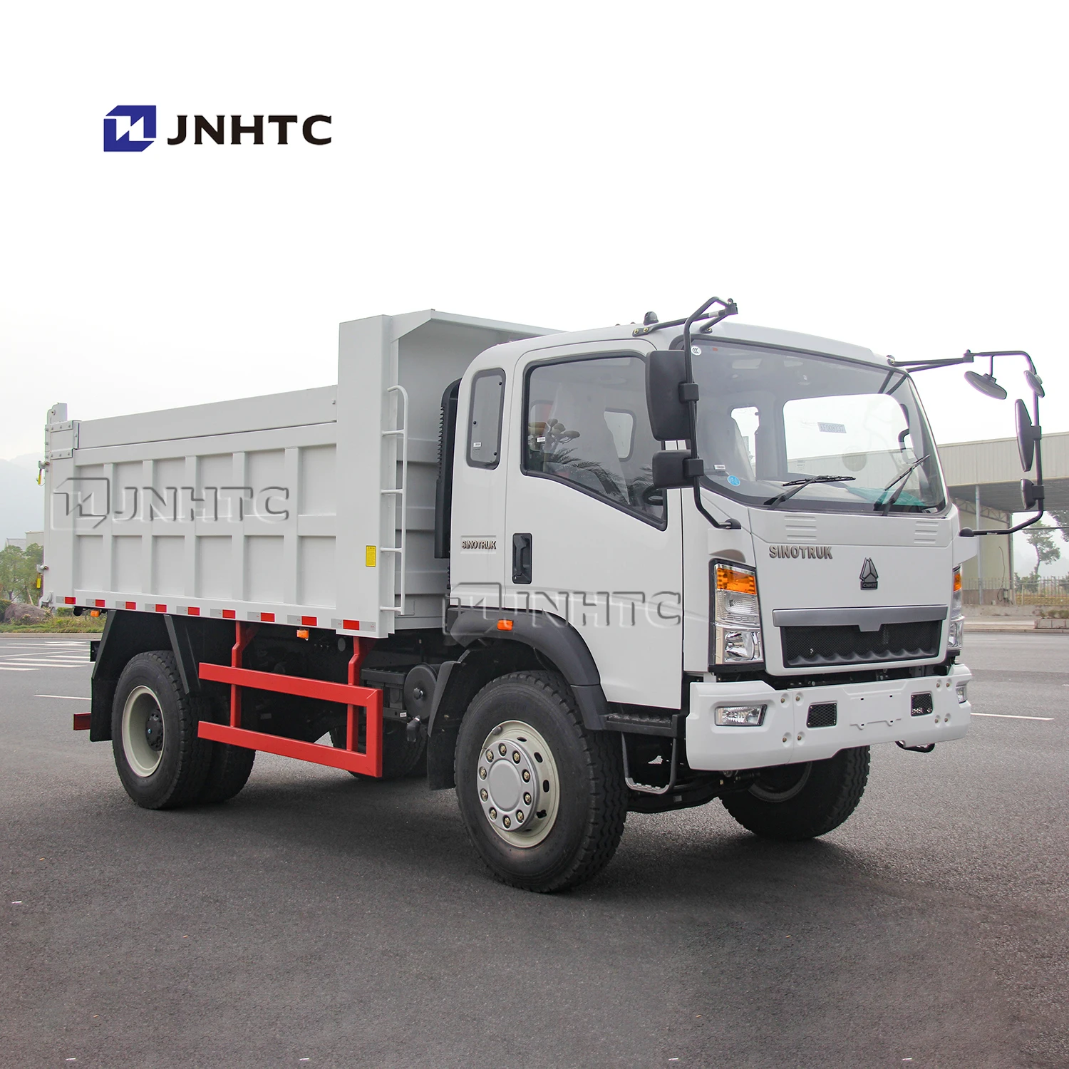 4x2 4x4 Light Duty Commercial Trucks Sinotruk Howo Tipper Left Hand Drive Small Mini