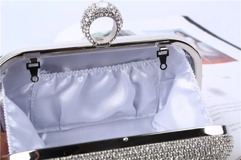 
Elegant Bling Wedding Rhinestone Crystal Tassel Evening Clutch Bag Stone Beading Clutch Purse Ring Evening Bag For Wedding Party 