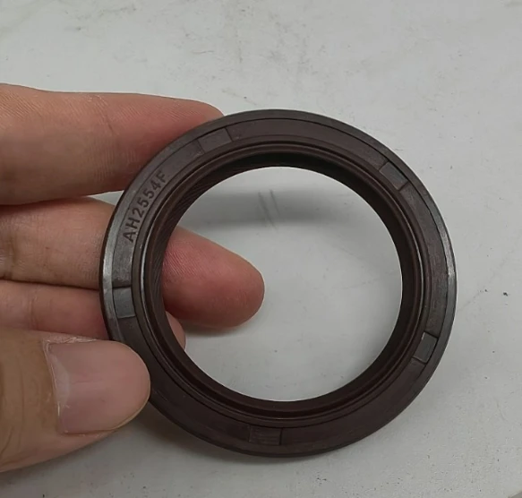 MD343563  Oil Seal For Mitsubishi MD343563 AH2554J
