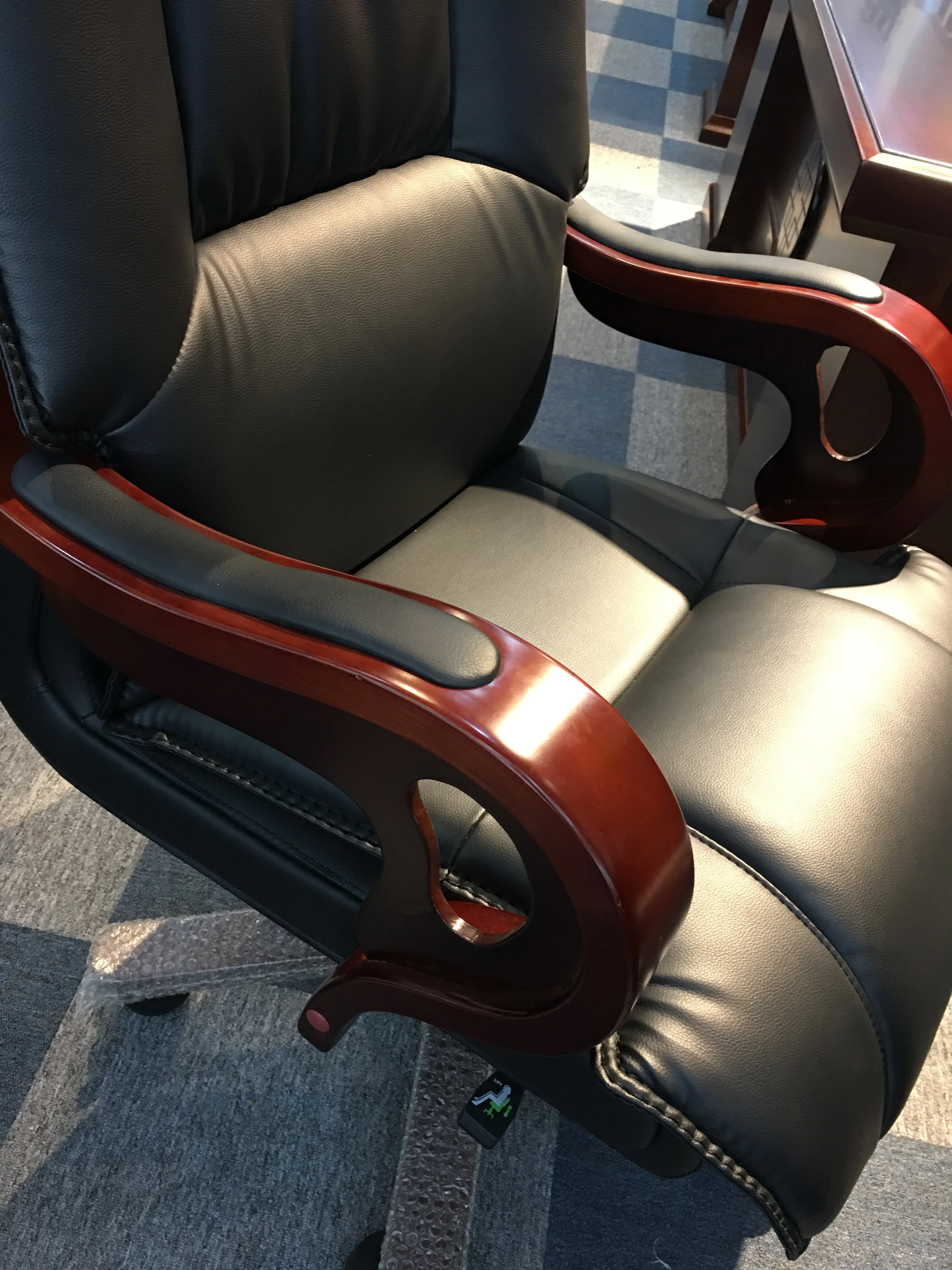 Black Office Chair Executive Hot Sale Leather Office Chair For Boss