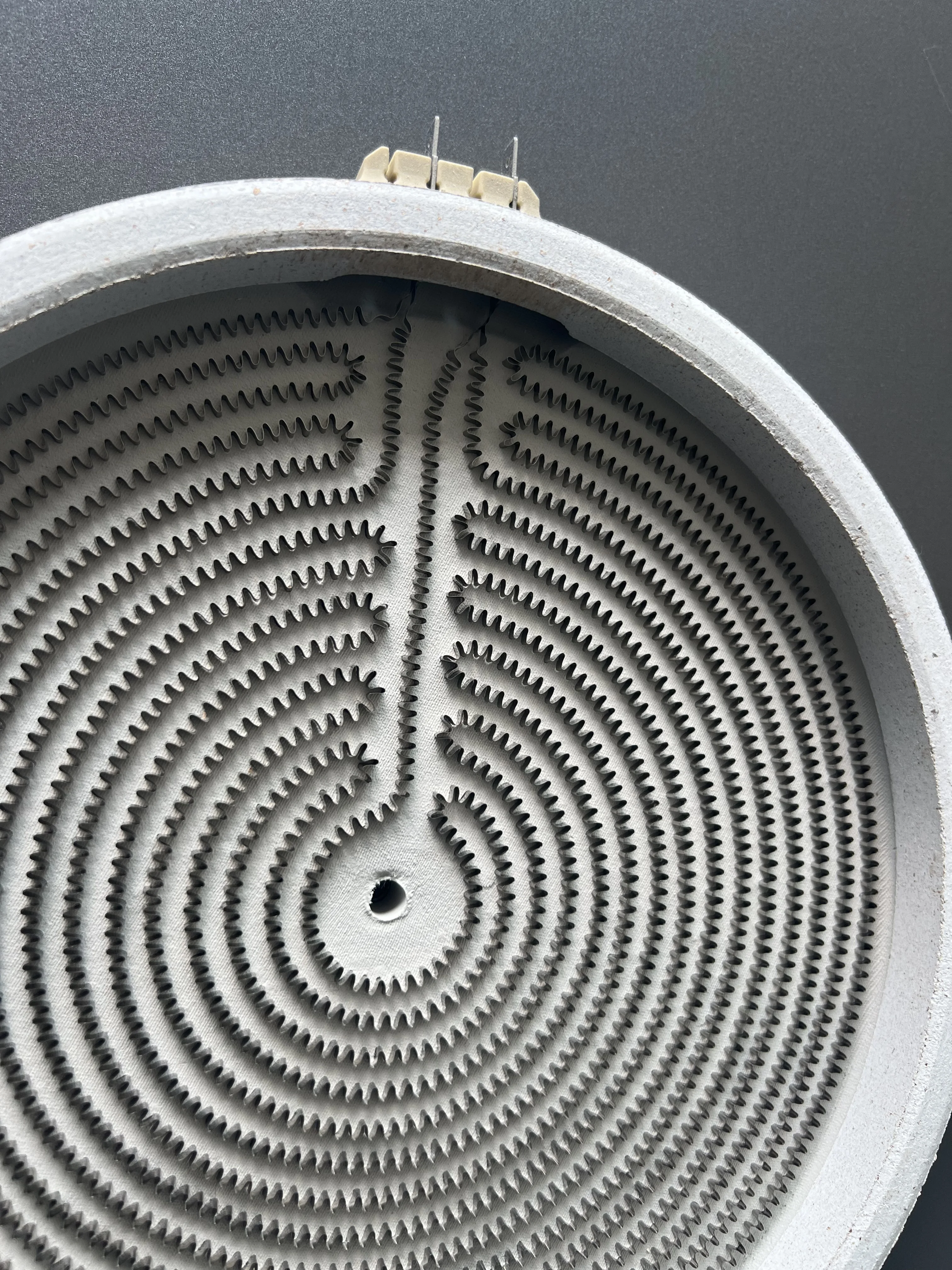 OEM Professional Manufacturer electric ceramic stove heating element Accessories Parts custom logo heating plate