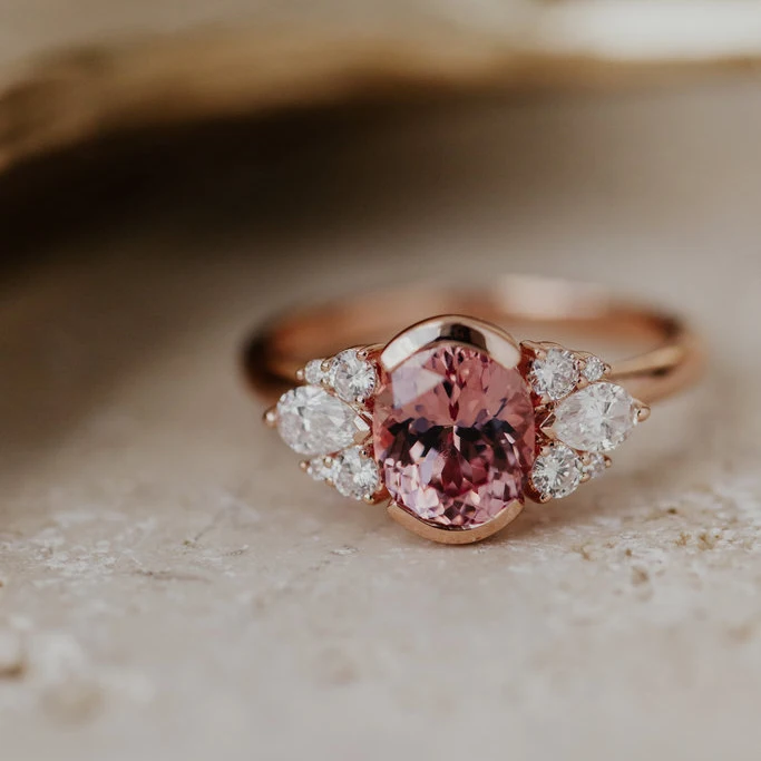 Maiyi Jewelry 9K 10K 14K 18K Real Gold Jewelry Women Ring 2ct Oval Cut Deep Pink Garnet Ring For Lady